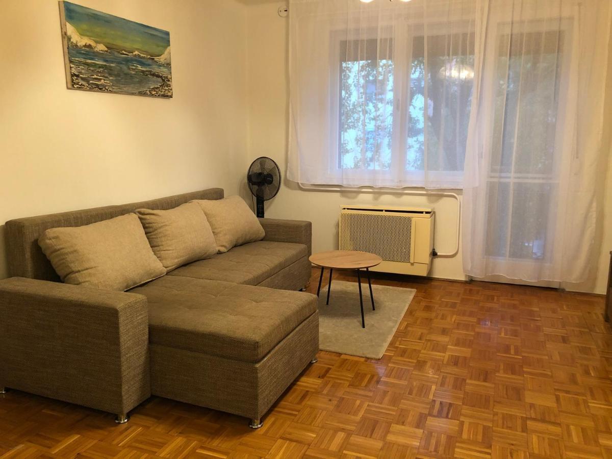 Karman Apartman - 2 Bedroom Entire Flat In The Center Jászberény Extérieur photo